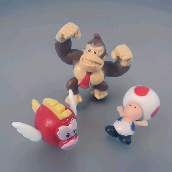 Super Mario Bros Mini Figures Donkey Kong, Toad & Cheep Appx 1" - Picture 1 of 6
